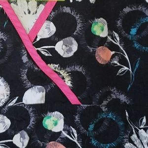 WONDERWINK Print scrub top